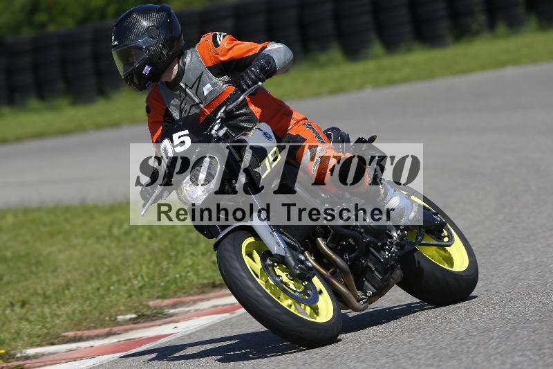 /Archiv-2024/29 12.06.2024 MOTO.CH Track Day ADR/Gruppe blau/105